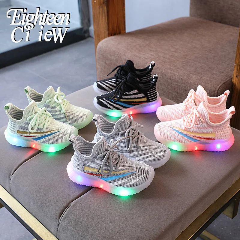 New Children's Breathable Light Up Sneakers Kids Fashion Small Daisy Soft Bottom Non-slip Coconut Shoes Boys Girls Glowing |