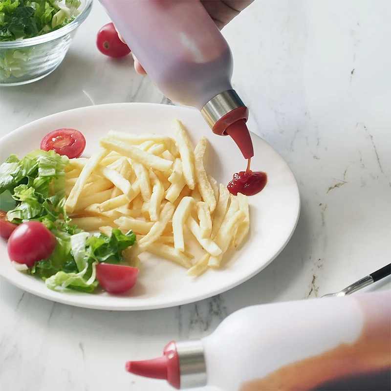 

Jam Squeeze Bottle,Plastic Cooking Salad Sauce Tank Seasoning Bottle for Mustard, Ketchup, Sauces and Condiments