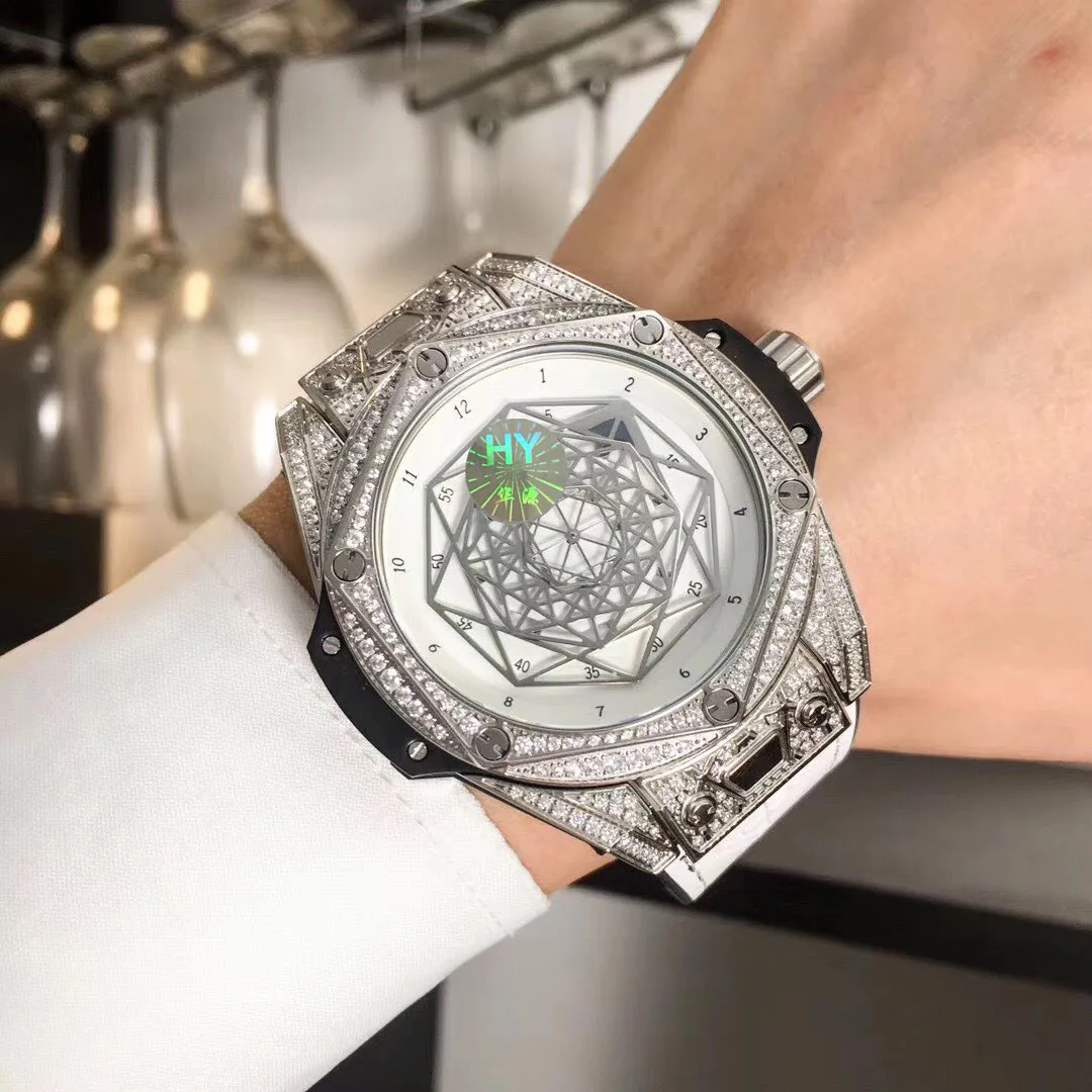 

WG09101 Mens Watches Top Brand Runway Luxury European Design Automatic Mechanical Watch