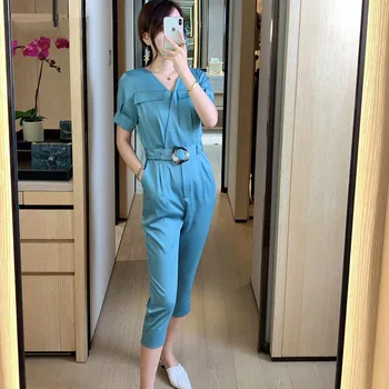 

Elegant Lady Summer Jumpsuit Women 2020 New Runway Designer Short Sleeve V Neck Solid Simple OL Rompers Womens Jumpsuits