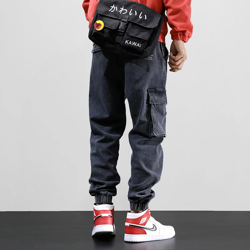 Japanese Style Fashion Men Jeans High Quality Loose Fit Big Pocket Cargo Pants Harem Jeans Men Streetwear Hip Hop Jogger Jeans