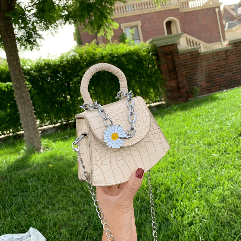 

2020 summer popular new mini portable small bag western style wild fashion girl one shoulder messenger chain bag