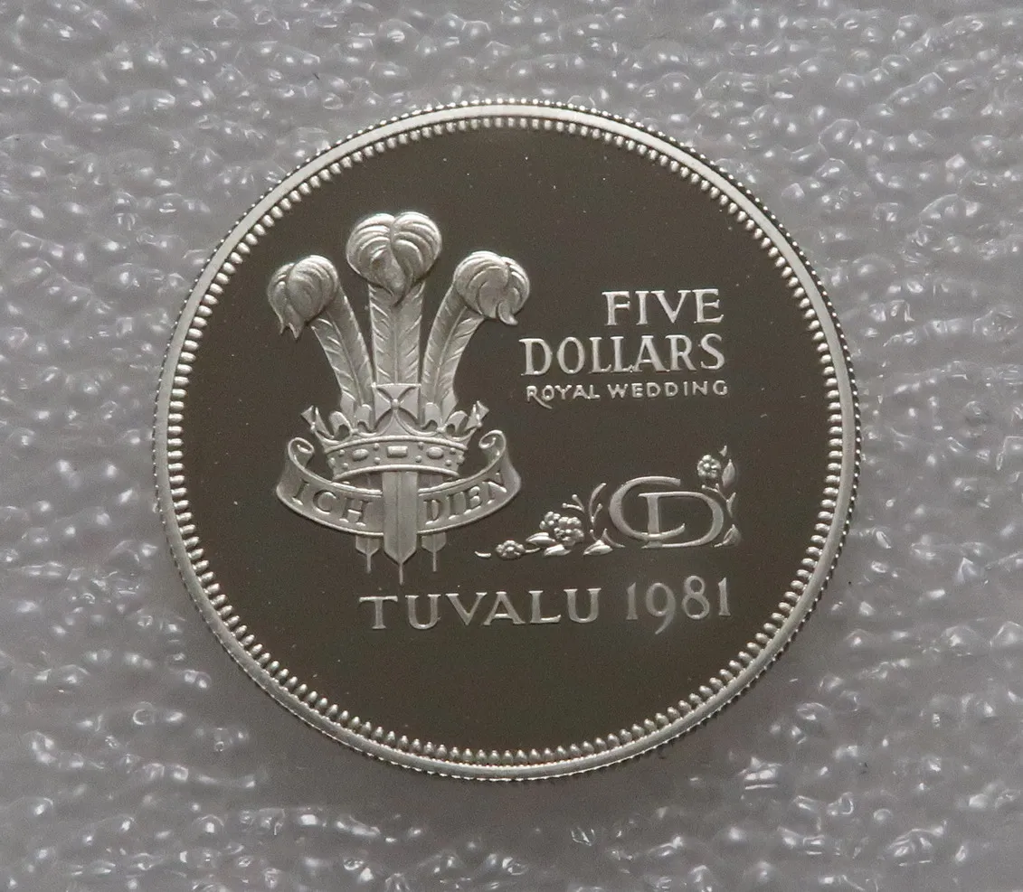 

Tuvalu 1981 5 Yuan Diana and Charles Wedding Commemorative Krona Silver Coin Real Rare Silver Original Coin Collection