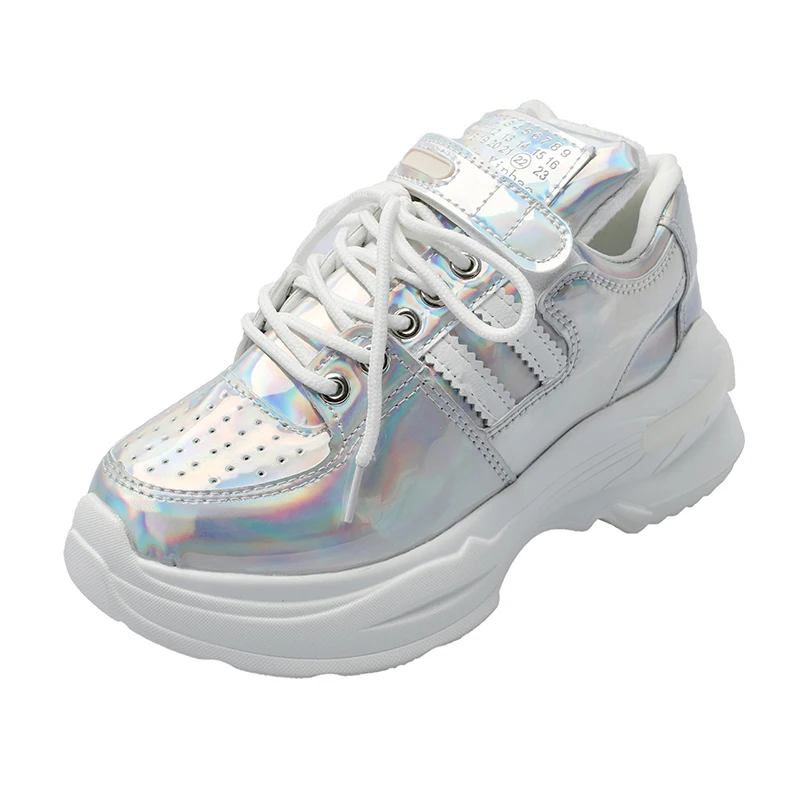 Новинка 2019 года весенние женские кроссовки на толстой подошве из лакированной