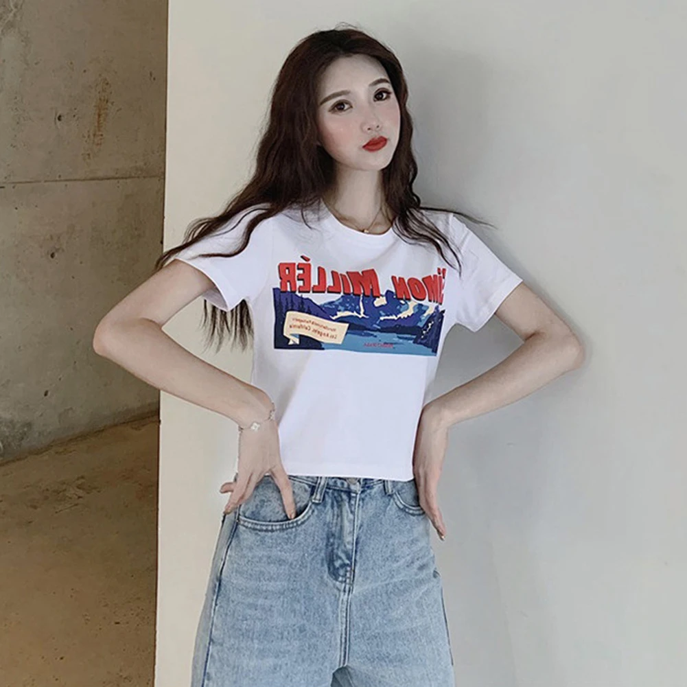 Женский короткий топ с коротким рукавом круглым вырезом и надписью|Футболки| |