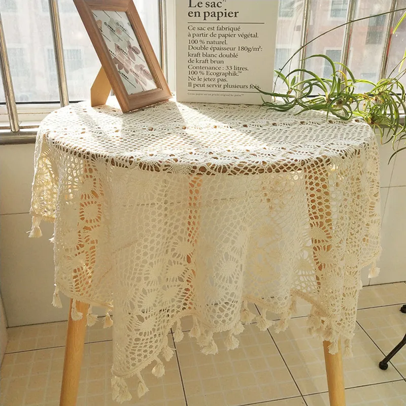 Nappe Beige au Crochet avec pompon fait à la main, classique, à la mode,  pour chambre à coucher, bureau, salon, petite couverture de Table ronde,  décor de fête - AliExpress