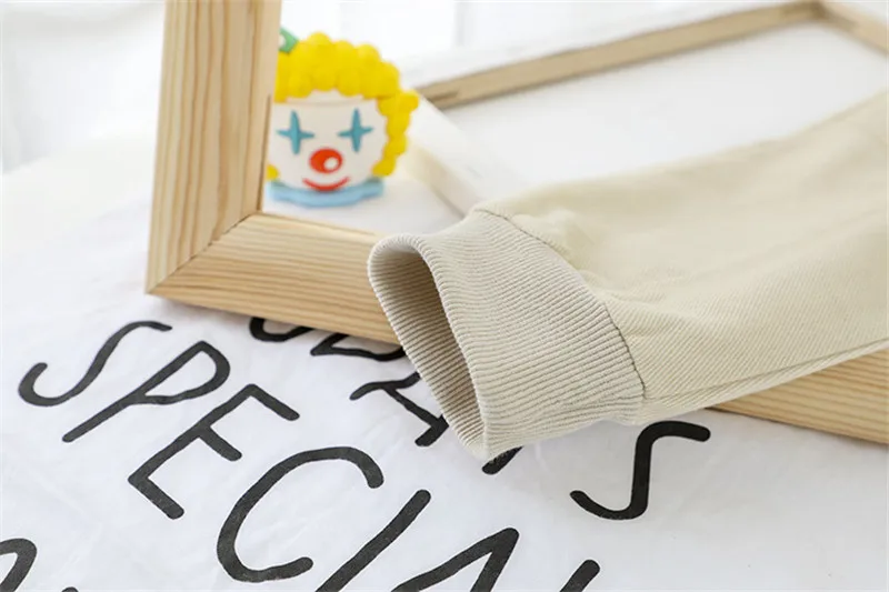 12765890111_714992449