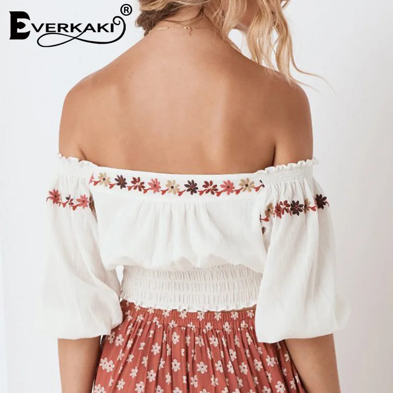 Everkaki Boho Цветочная женская блузка с вышивкой короткие топы с открытыми плечами на шнуровке винтажный топ в цыганском стиле Блузки женские Осень новинка