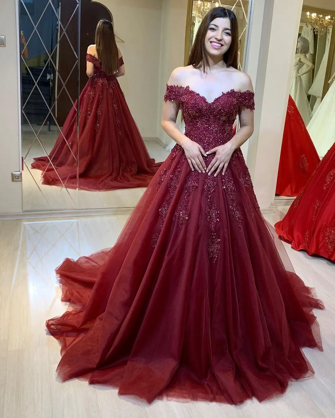 

Elegant Off Shoulder Vestido De Novia Wedding Dress A Line Applique Beaded Sweetheart Long Train Wine Red Plus Size Bridal Gown