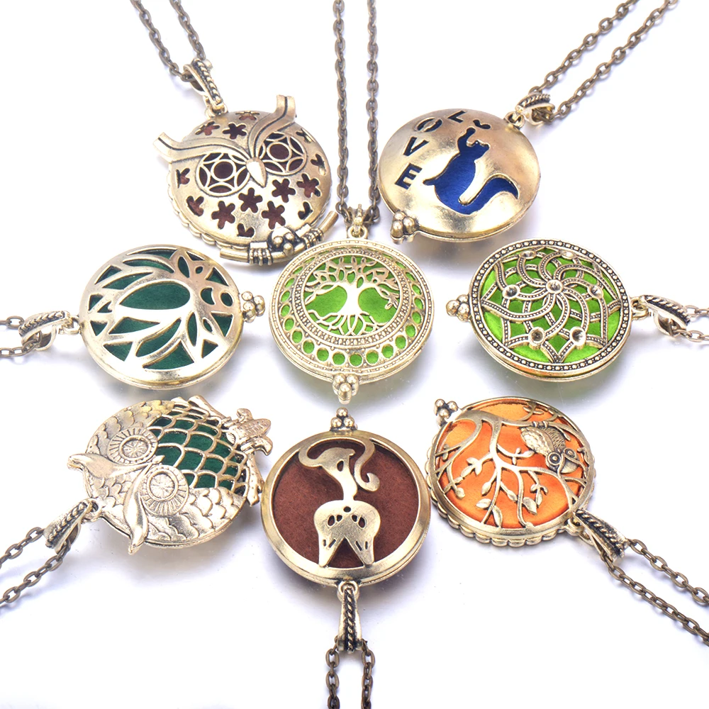 

High Quality Bronze Tree Of Life Aroma Necklace Antique Retro Magnetic Pendant Essential Oil Diffuser Locket Pendant Jewelry