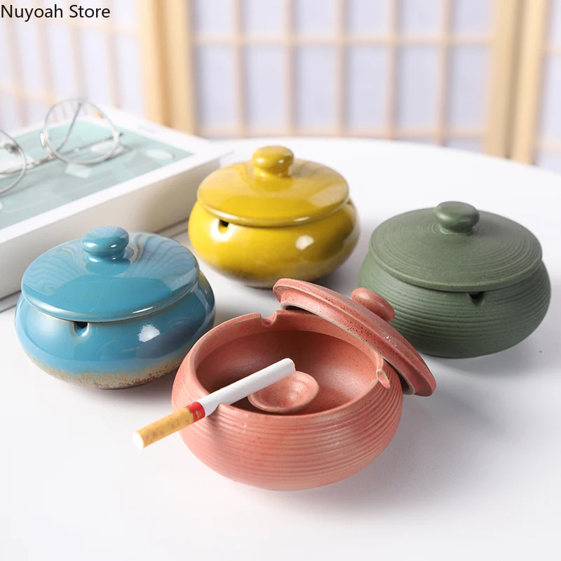 Creative Ceramic Ashtray Living Room Anti Fly Ash Storage Box with Lid Home Retro Ashtray Ornaments