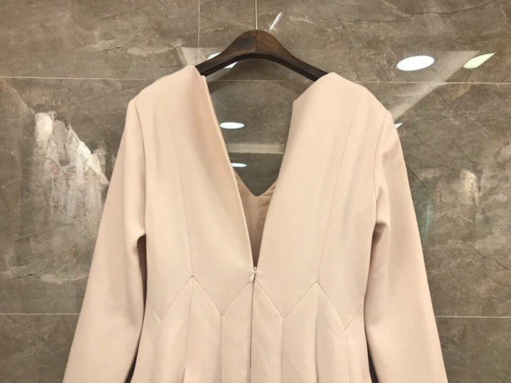 Autumn Early New V-neck Back Zipper Decorative Pleated Pure Long Sleeve Dress 1005
