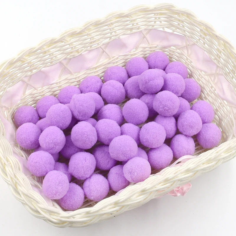 26 light purple Помпон 25 мм Мягкие помпоны Пушистый Плюшевый поделки DIY Artesanato Acessorios шары помпоны меховой шар домашний декор швейные принадлежности 180 шт - Цвет: 26 light purple