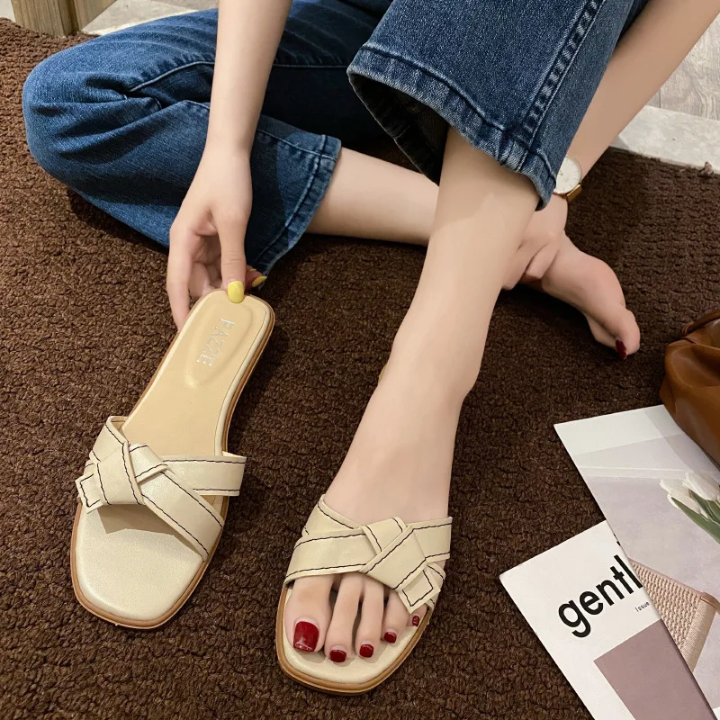 

Summer Slipper Women 2021 The New Outside Fashion Casual Low (1cm-3cm) Solid Shallow Concise Flip flops Breathable High Quality