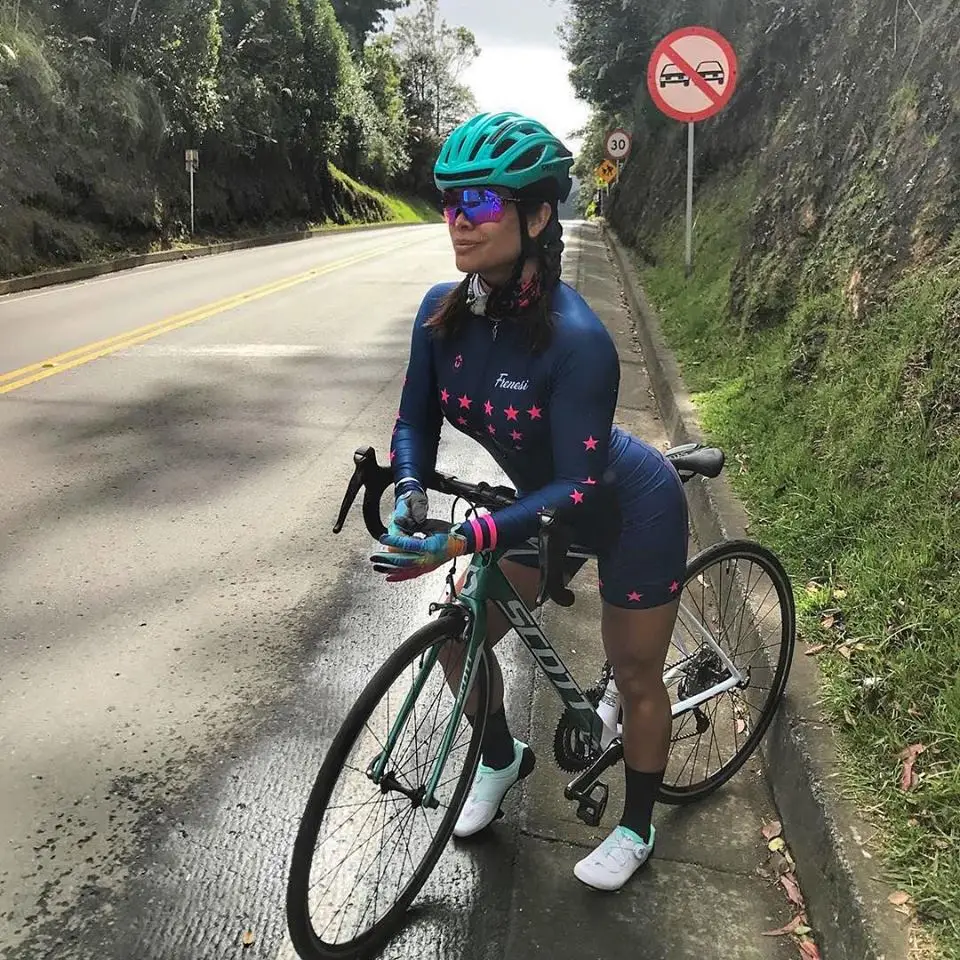 skinsuits 12 Frenesi Колумбии заднюю часть тела Пользовательские Лайкры скафандр Длинные рукава Триатлон дышащие велосипедные Комплект Одежда для велоспорта Ropa Ciclismo - Цвет: skinsuits 12