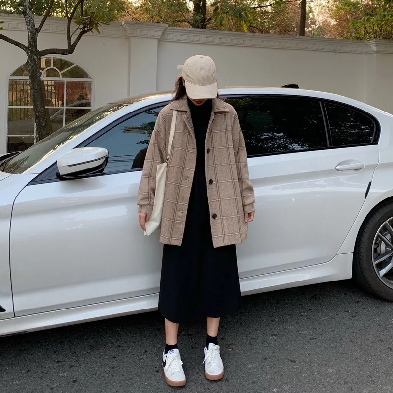 Factory Price Autumn And Winter New Style Korean-style BF Style Loose Retro Plaid Woolen Coat Student Woolen Overcoat