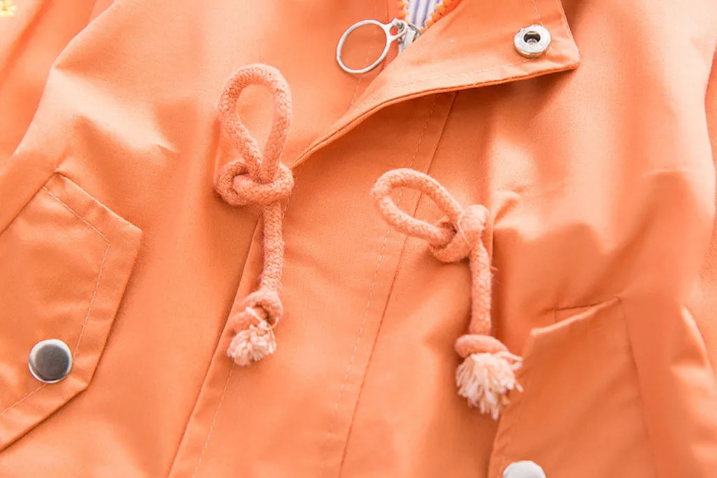 Ветронепроницаемое пальто с капюшоном и цветочным принтом для маленьких девочек; детская теплая верхняя одежда с вышивкой; повседневная одежда