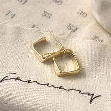 韓国ゴールドフープ女性幾何 kpop 耳リングかわいいガール声明イヤリングファッションジュエリー 2020 ギフト(China)