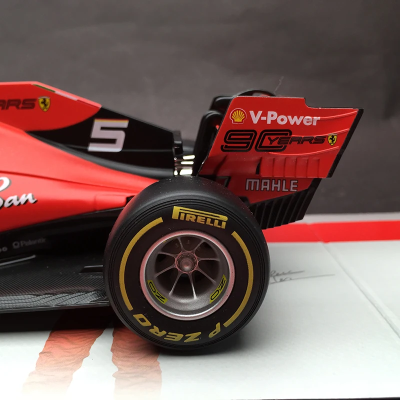 Bburago 1:18 1/18 Ferrari SF90 Charles Leclerc No16 Формула 1 F1 гоночный автомобиль Транспортное средство литье под давлением дисплей Модель Игрушки для мальчиков детей