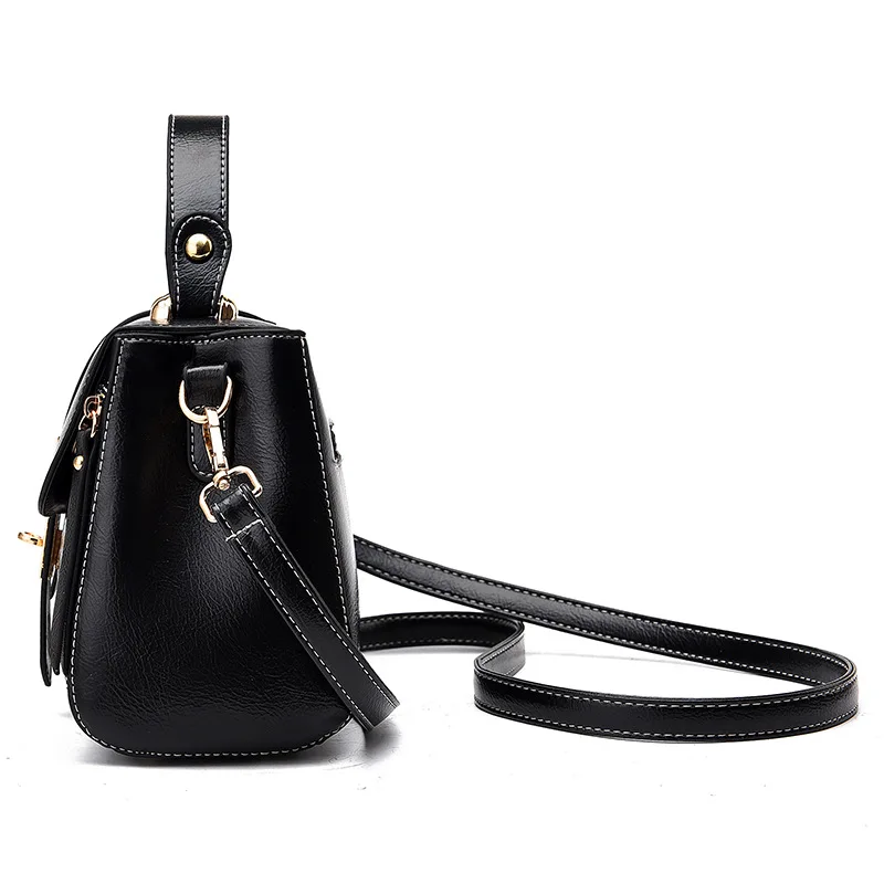 Retro handbags 2020 new fashion French retro literature and art simple all-match small bag women messenger shoulder bag