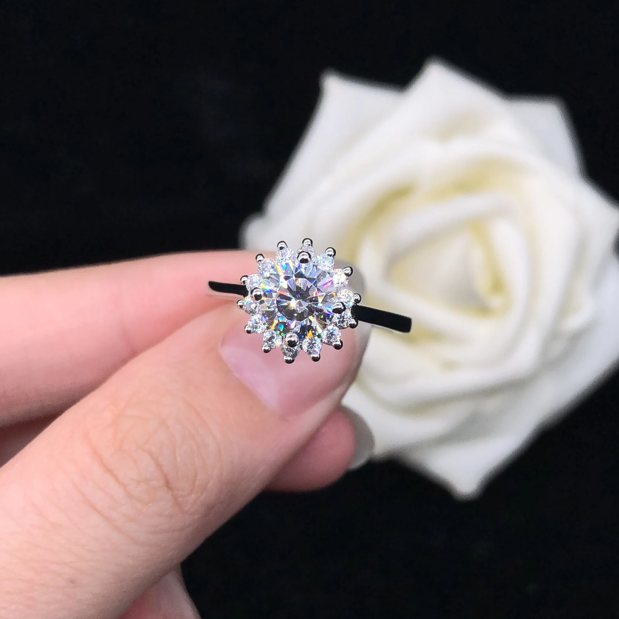 

Женское кольцо из белого золота Диаметром 6,5 мм, с цветным муассанитом диаметром дюйма, 14 к, гарантия качества