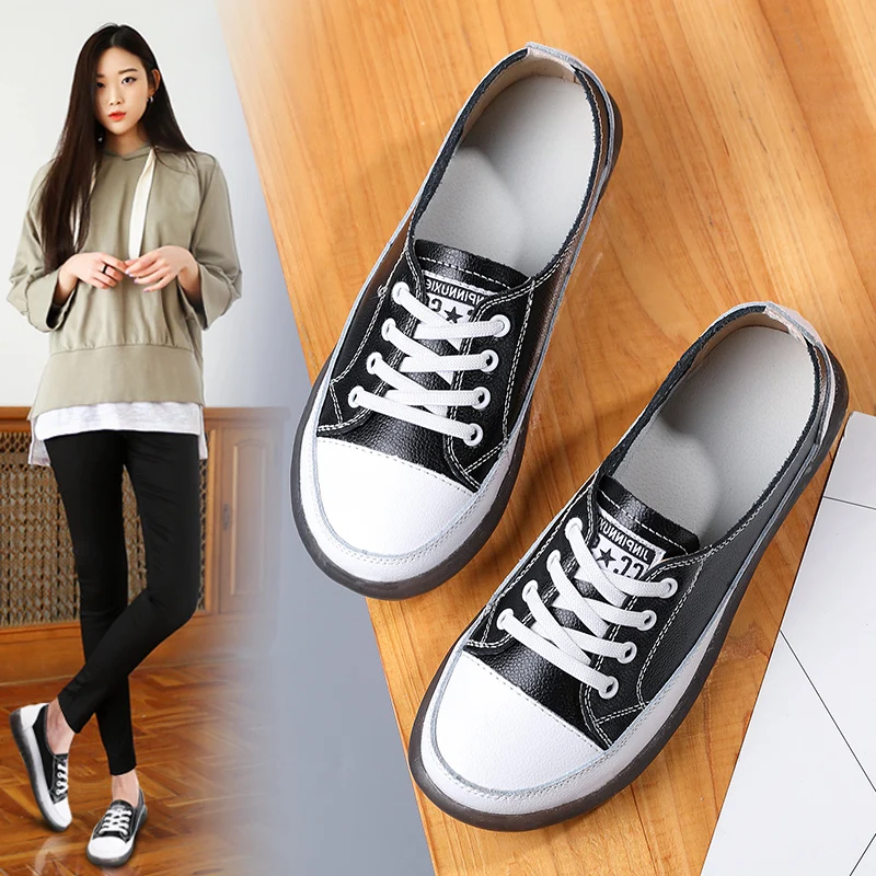 أحذية رياضية من الجلد للنساء