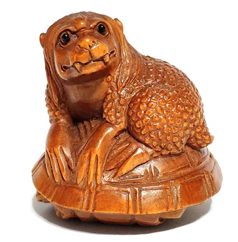 

Y6826 - 20 Years Old 2" Hand Carved Boxwood Netsuke Carving Figurine: Turtle