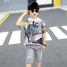 Детская одежда с короткими рукавами, летняя футболка с цветочным принтом для мальчиков, стиль, корейский стиль, средний и большой размер, западный стиль