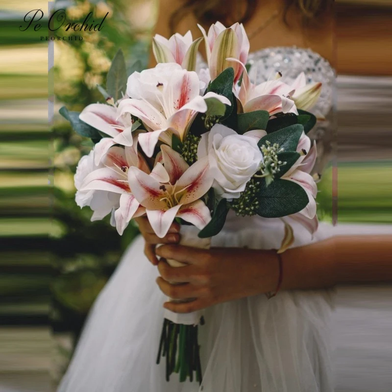 Peorchid verdadeiro toque luz rosa lírios bouquet de casamento para noiva  artificial rosas brancas verdes eucalipto jardim bouquet de noiva|Buquês de  casamento| - AliExpress