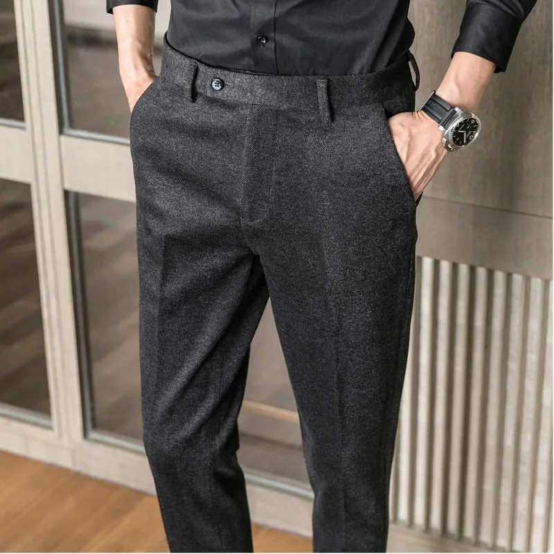 

New autumn/winter 2019 slimming solid color pants with small feet frayed suit trousers loose casual personality youth men's wear