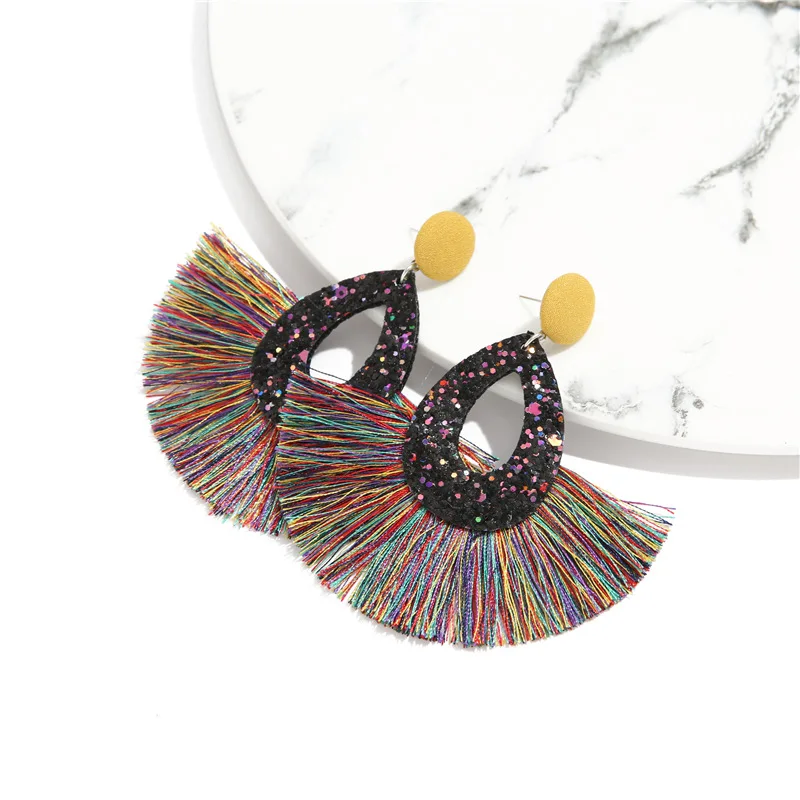 11748815385_1068890304