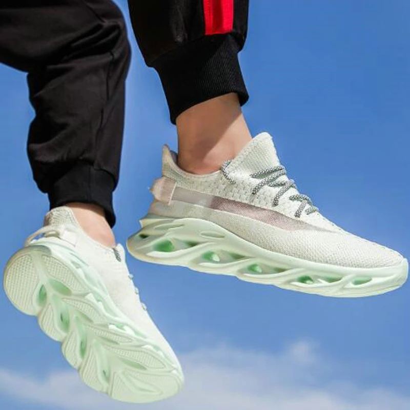 

New Brand Men Platform Sneakers Man Casual Shoes 2019 Spring Comfortable Lightweight Footwear Man's Fashion Sneaker Human Race