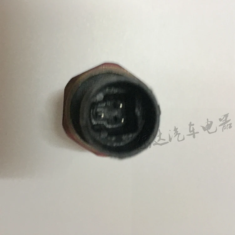 Датчик давления воздуха штекер сигнализации 3682610-C0100 для Cummins Dongfeng Tianlong Renault