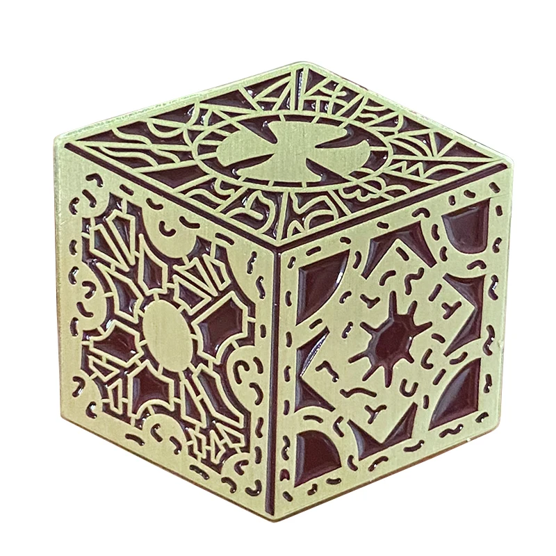 Hellraiser Puzzle Box Horror Pin Shiny Latment Configuration Pin Head Badge Può Anche Aprire Le Porte All'Inferno Per Te!