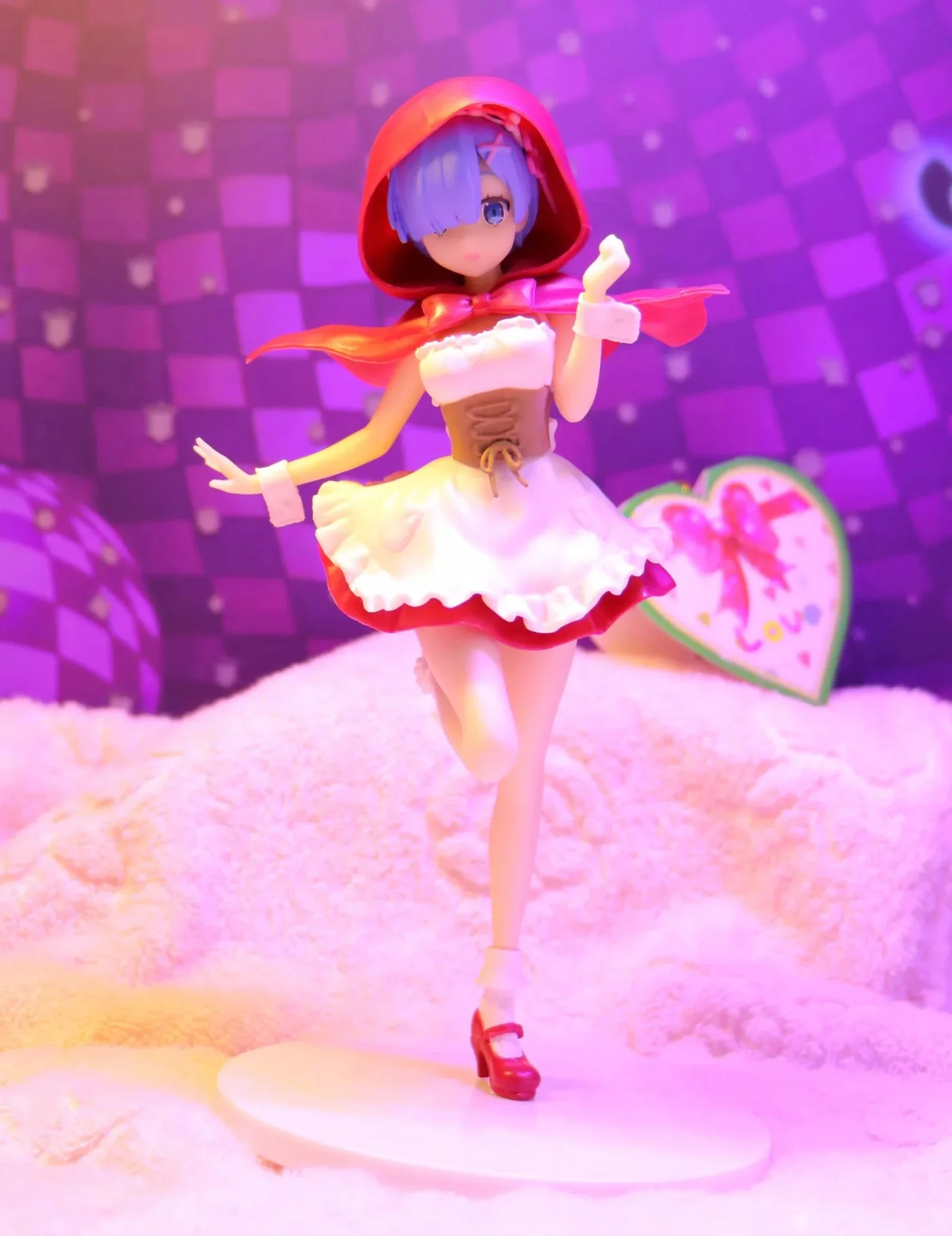 Re: Zero-Starting of a Different World Life REM Ram Little Red Riding Hood Boxed Garage Kit