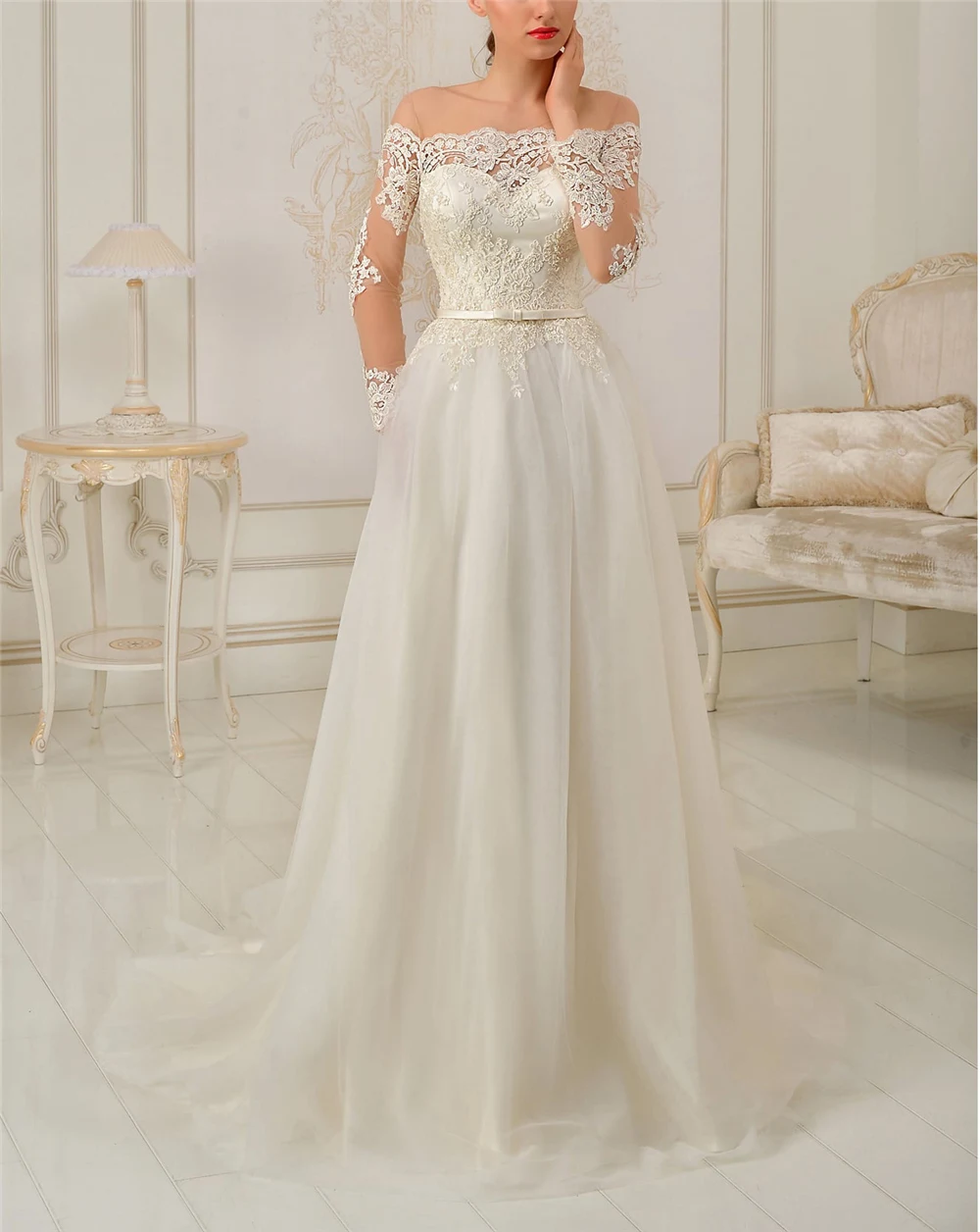 Ivory Wedding Dresses Covered Button Back Bridal Gowns Lace Appliqued Full Sleeves A-Line Tulle Wedding Dress Vestido De Sashes