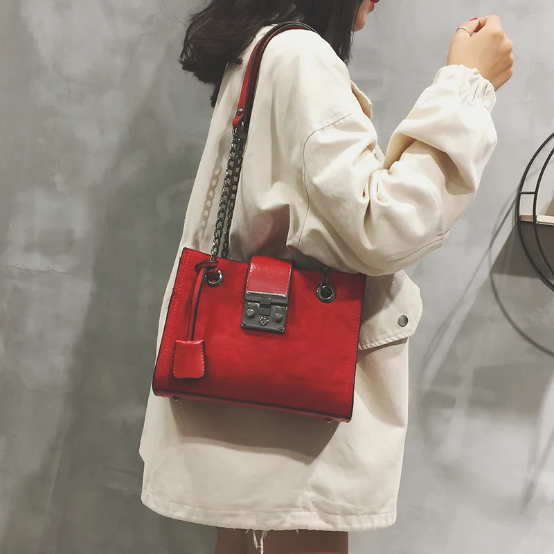 

Chain Small Bag Fairy 2020 Springsummer New Hong Kong Style Retro Small Square Korean Version of The Shoulder Messenger Bag Tide