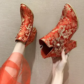 

2020 women's short boots winter short plush pointed toe platform high heel boots women's boots party retro wedding women's boots