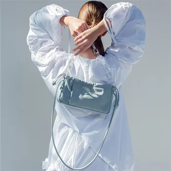

Luxurious Pleated New Women Bag 2020 Fashion Design Messenger Underarm Bag Acrylic Chain Bag Shoulder Bag