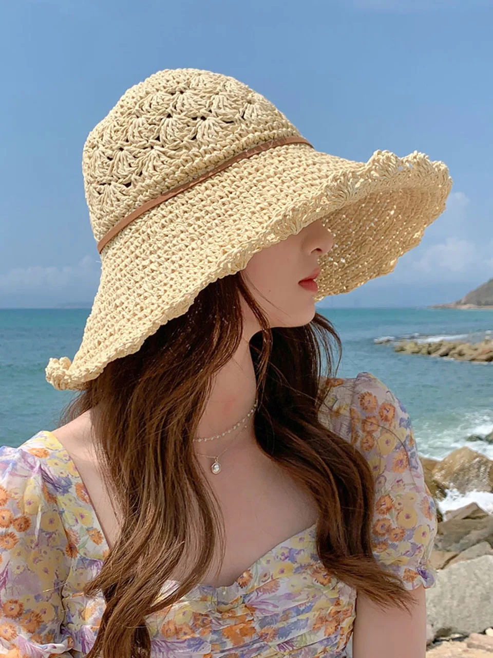2021 di MODO di Estate delle Nuove Donne di Sun Benna berretto di pizzo beige Bowknot Fiori Nastro Piatto top Panama morbido Cappello di Paglia spiaggia_voghion.com