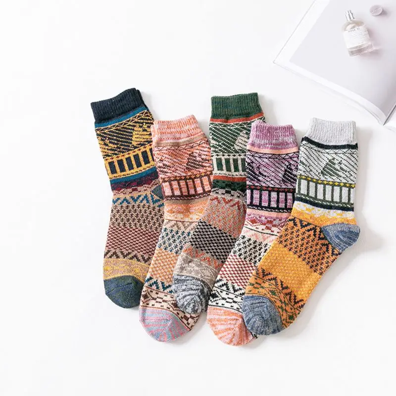 5 Pairs Ethnic Mens Chunky Knit Crew Socks Geometric Stripes Winter Warm Hosiery