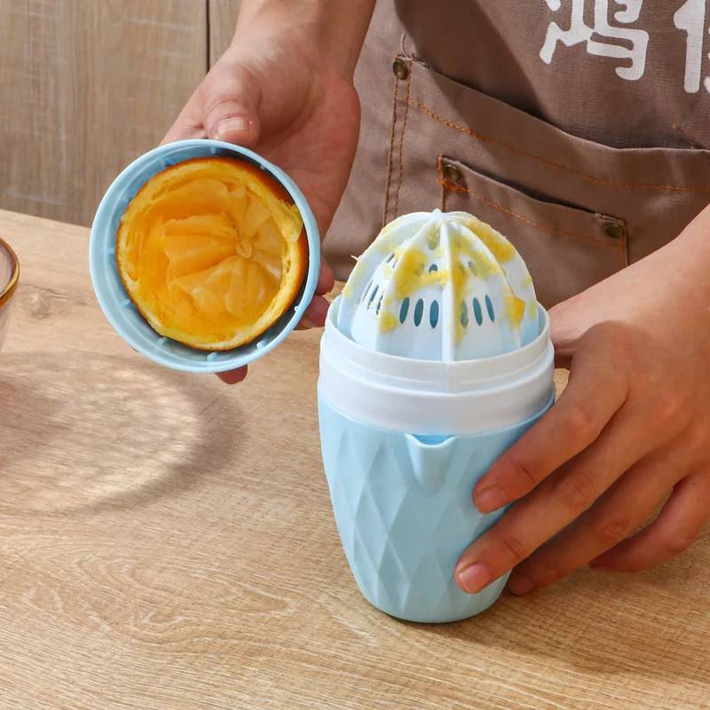 

New multi-function hand-operated juicer mini-orange juice extractor hand-operated lemon-fruit juice-squeezing cup kitchen tools