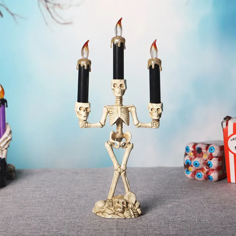 

Creative 3-Arms Skull Candel Light LED Skull Skeleton Table Lamp for Home Halloween Party Party Bar KTV Haunted House Decor