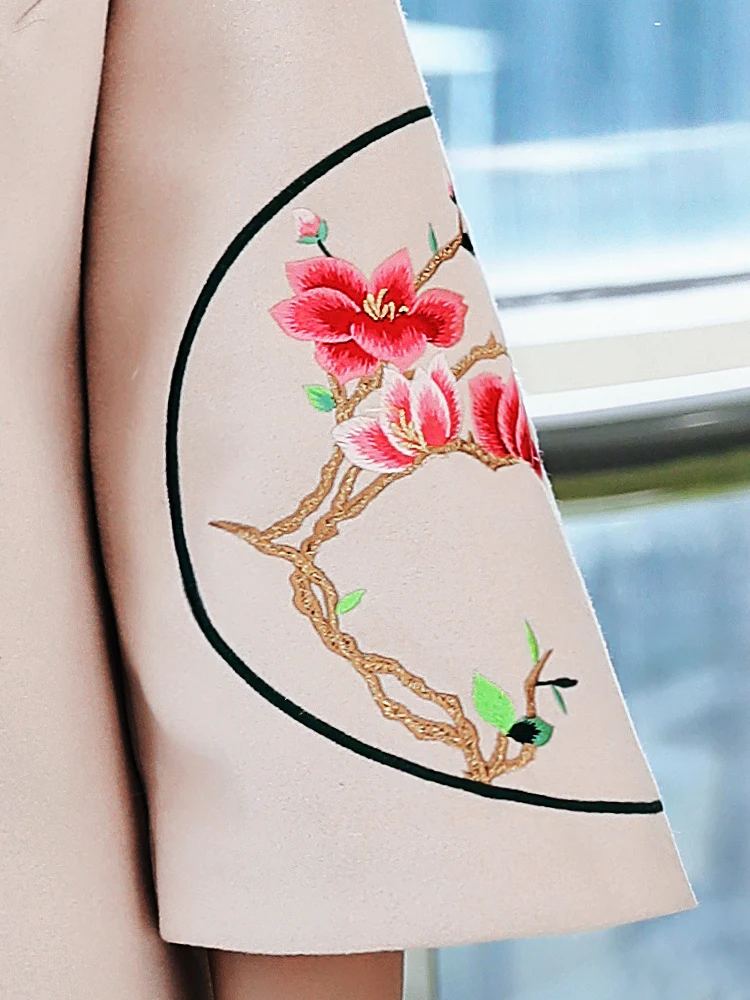 Теплое платье Чонсам с цветочной вышивкой в китайском стиле, элегантное женское платье Ципао в винтажном стиле, бархатное китайское платье с воротником-стойкой