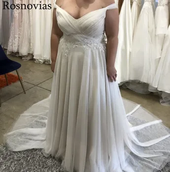 

Plus Size Off Shoulder Wedding Dresses 2019 Backless Sweep Train Lace Appliques Vestido De Novia Modest Boho Beach Bridal Gowns