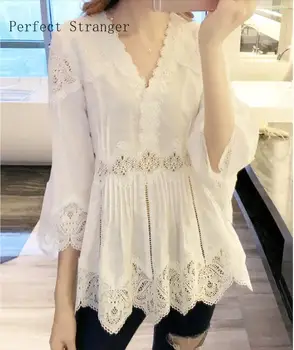 

2020 Spring New Arrival Fashion V Collar Lace Hollow-out Flare Sleeve Woman Cotton Blouse White