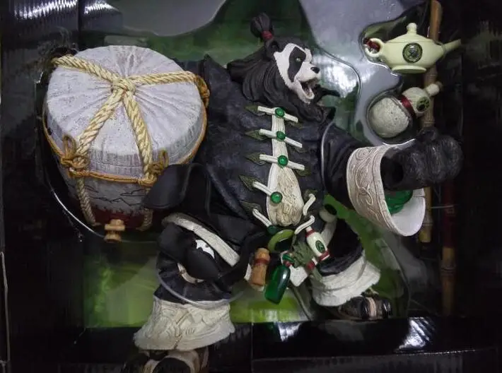 WOW Mists of Pandaria Panda Statue 