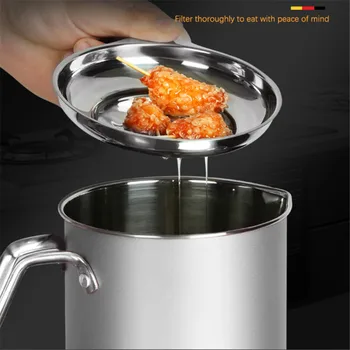 

304 Stainless Steel Lard Tank Oil Filter Pot Large Capacity Filter Oil Separator Storage Tank Kitchen Oil Bottle with Strainer