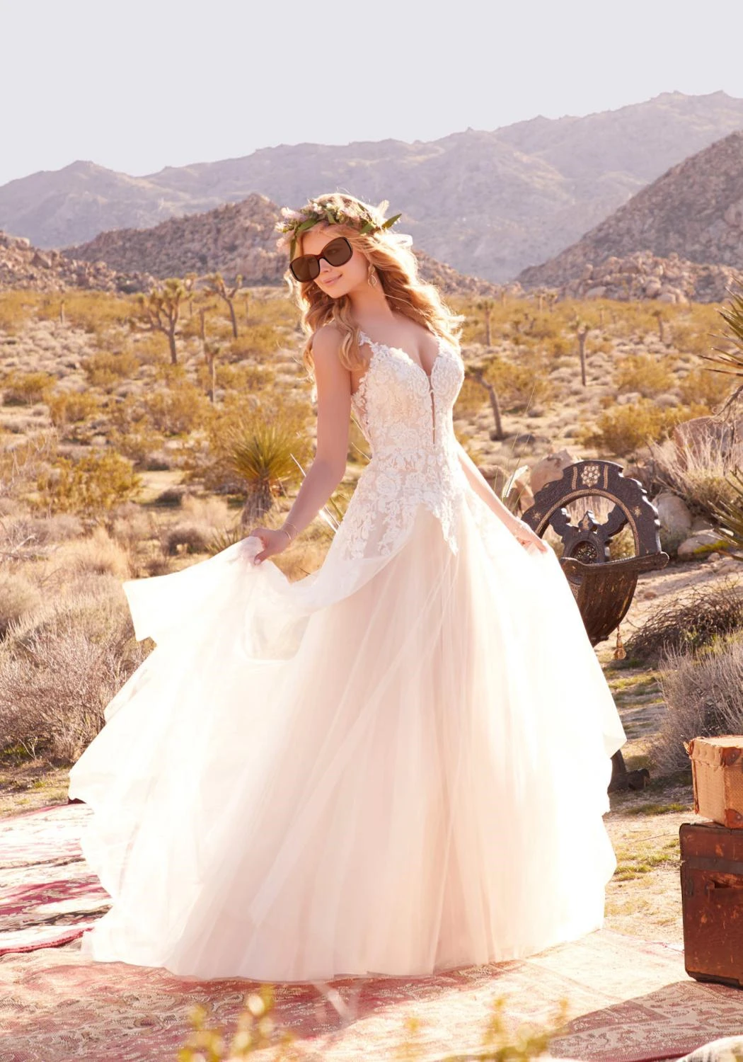 Vestidos de chiffon y encaje con tirantes finos Malva Vintage