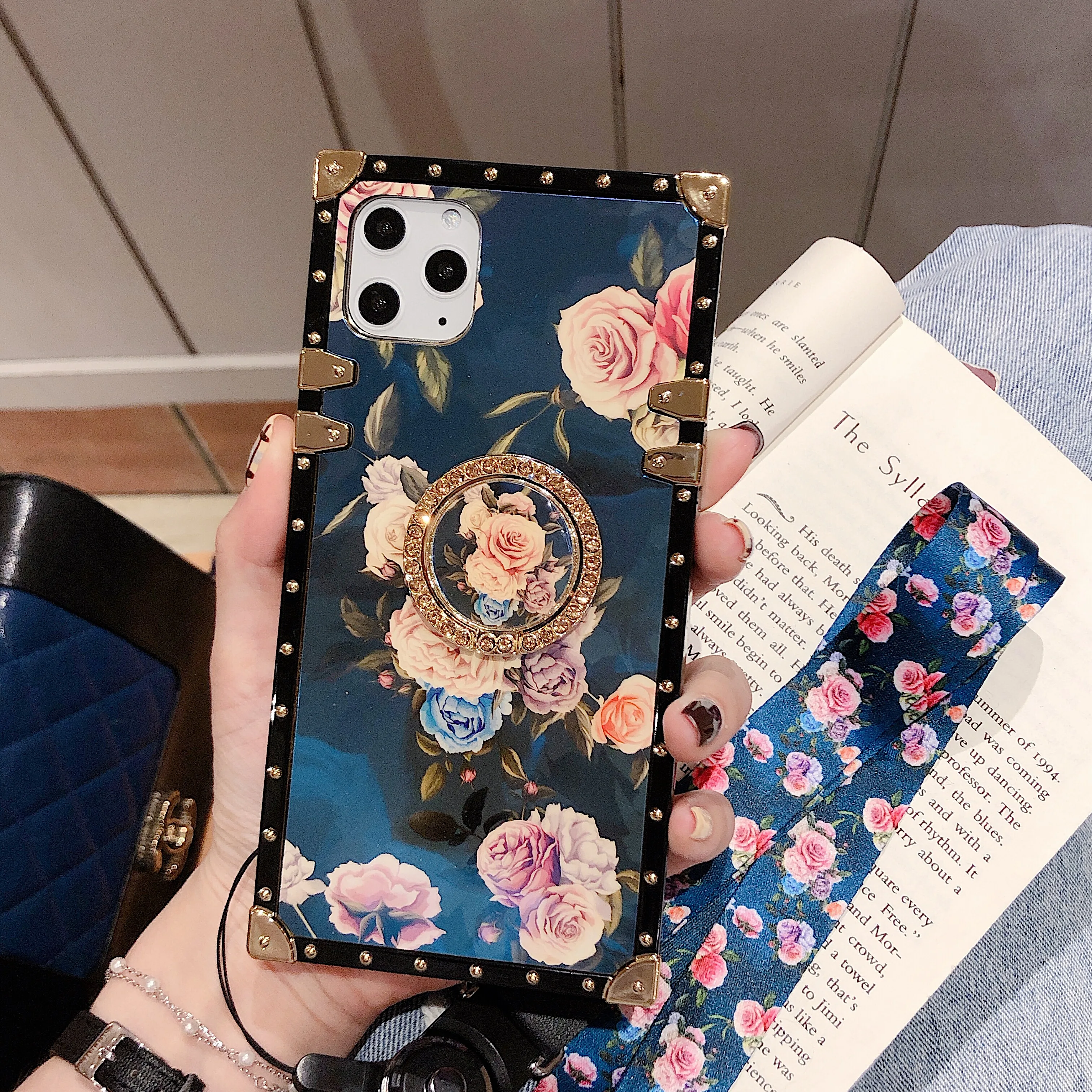 

Luxury square new flower pattern phone case for iphone 11 pro max x xr xs max case With lanyard for iphone 8 7 6 6s Plus Cover